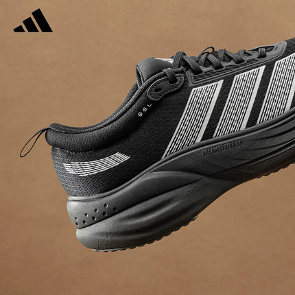 Adidas KJ4606 Scarpe da Corsa Uomo in Rete Traspirante con Lacci, Suola in Gomma Confortevole, Sneakers Atletiche