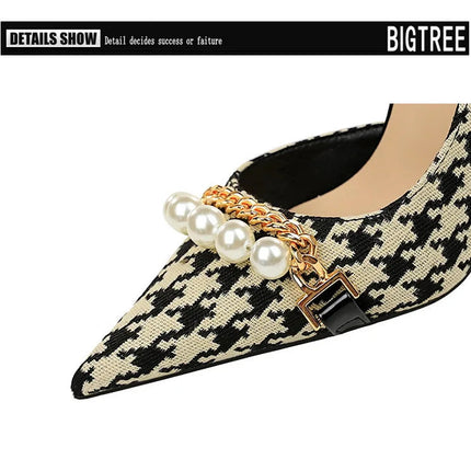 BIGTREE Scarpe 2026 Primavera Donna Pompe Catena di metallo perlato Tacchi alti Grana a quadri Tacchi a spillo Tacchi da donna Scarpe da banchetto di lusso 43 platinumshop