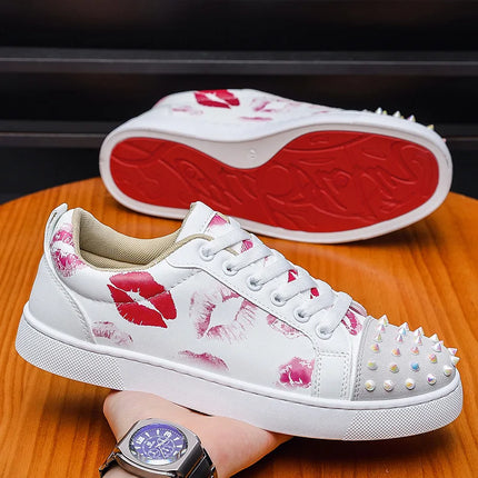 Fashion Trend Couples Casual Sneakers Red Sole Rivet Board Shoes for Men High Quality Man's Leather Sneakers for Men Women Shoes