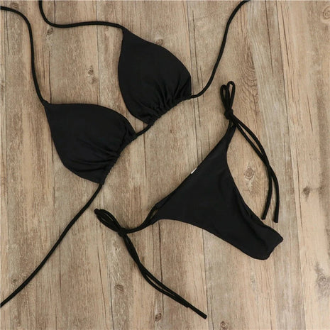Costume da bagno bikini da donna sexy a tinta unita, con laccetti e triangolo incrociato, senza ferretto e senza imbottitura. PlatiNum