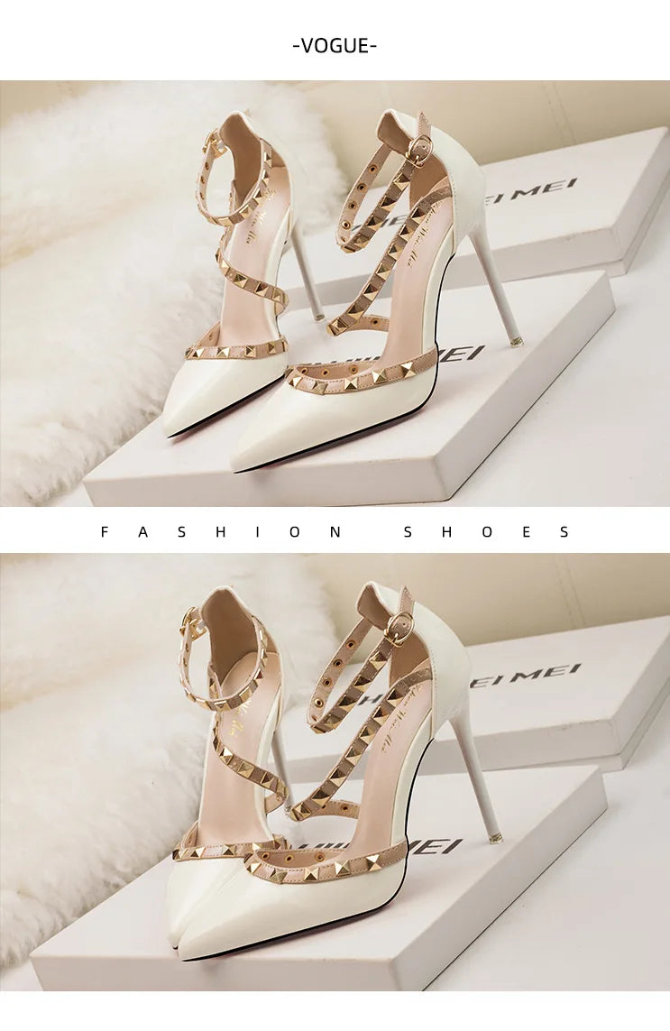 Scarpe tacco alto da donna estive in Europa e America Moda punta a punta bocca superficiale rivetto scava fuori sandali a spillo da discoteca platinumshop