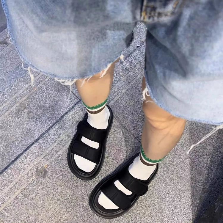 Matsuke Sandali con suola spessa per capispalla estivi da donna 2026 Nuovo stile con gonna Sandali da spiaggia versatili con suola morbida in velcro