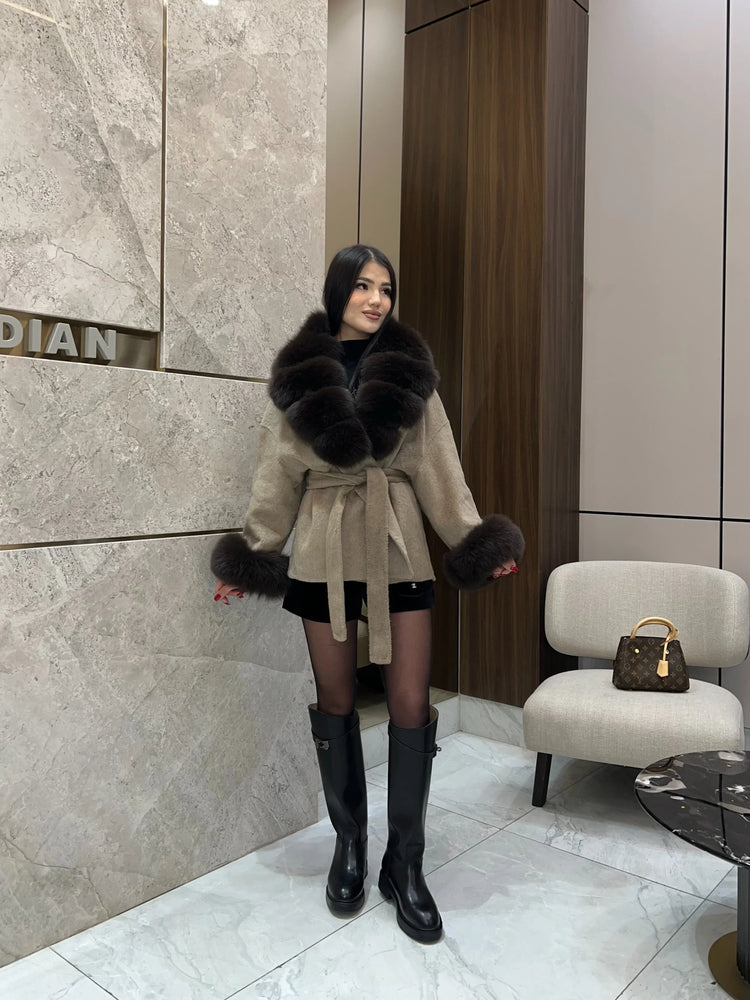Lady Faux Fur Collar Cuffs Patchwork Short Overcoat  Belted Lace Up Loose Warm Jacket New Winter Daily Street Women's Outerwear