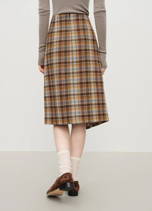 FSLE Vintage College-Inspired Asymmetrical Slit Skirt for Women Winter 2025 New Arrival Versatile Slim-Fit Design Plaid Skirts PlatiNum