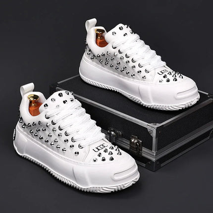 Luxury Designer Men's Punk Rivet Thick Bottom Lace Up Shoes Causal Flats Moccasins Male Rock Hip-hop Walking Sneakers
