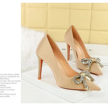 BIGTREE Street Style Lusso Fiocco con strass con punta a punta Tacco sottile Bicchiere da vino in seta Tacchi alti Décolleté da donna