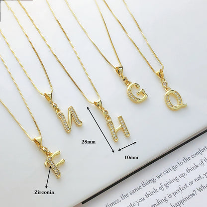 Collana di lusso AZ Collana con ciondolo con lettera iniziale minuscola per donna Placcato in oro CZ Zircone Gioielli delicati di moda