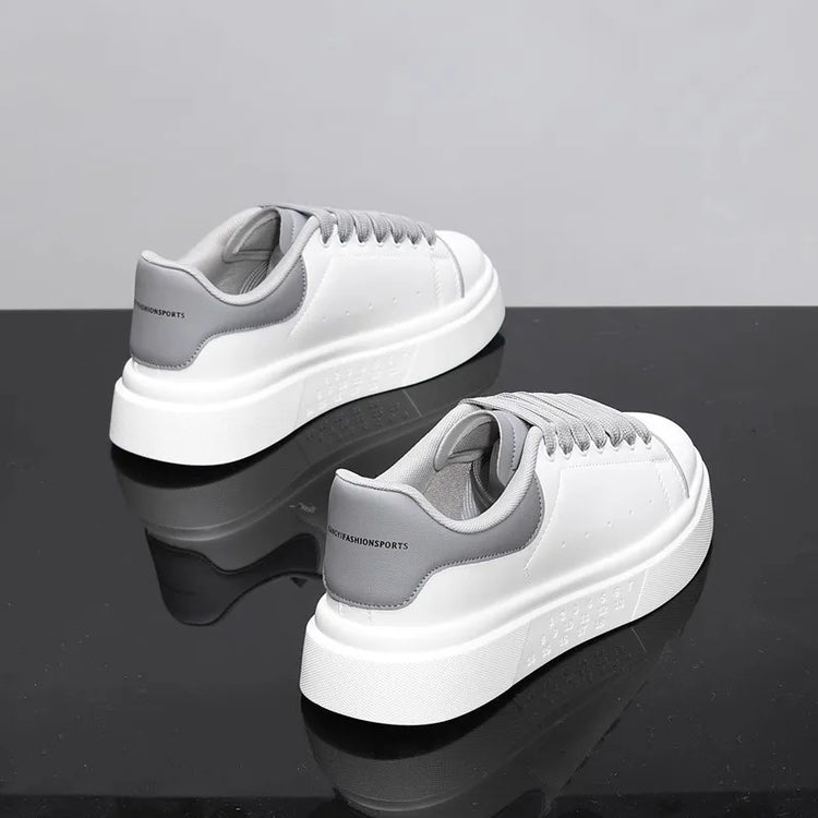 Fashion Men Skateboarding shoes Casual Sport Shoes Platform Sneakers Outdoor Breathable White Running Shoes Women Tennis Shoes