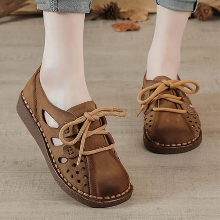 Women's Leather Slip-on Sandals 2026 New Style, Women's Thick Sole Sandals, Retro Mom Style Shoes with Holes, Women's Luxury Sandals