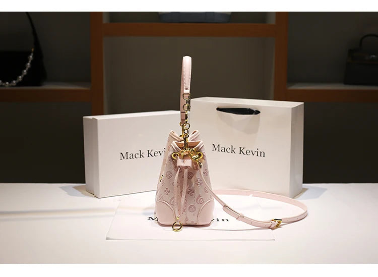 2024 borsa a secchiello portatile in pelle dolce e di lusso con stampa floreale delicata e sciarpe bella borsa a tracolla da donna