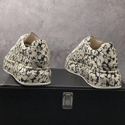 New Men Shoes Outdoor Casual Sneakers Rhinestone Board Shoes Men Fashion Deerskin Sports Large Size Shoes Men Zapatillas Hombre