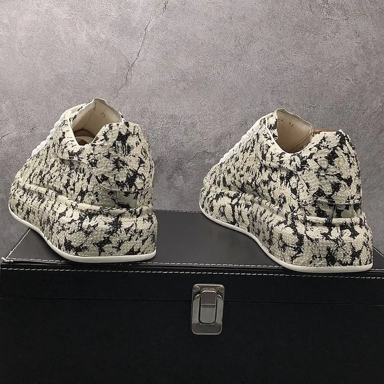 New Men Shoes Outdoor Casual Sneakers Rhinestone Board Shoes Men Fashion Deerskin Sports Large Size Shoes Men Zapatillas Hombre