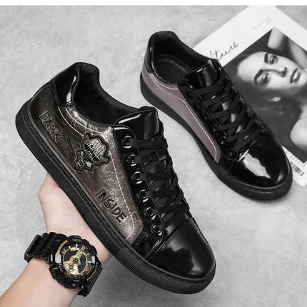 Men Casual Shoes Patent Leather Flats Skate Men Cool Driving Shoes Male Walking Shoes Sneakers Dress Trend the Latest Leisure