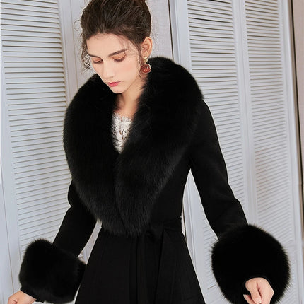 Luxury 2025 Real Fox Fur Collar And Cuffs Set for Women Winter Neck Warmer Fashion Scarf ShawlS Wrap Combo Large Size Furry Fur