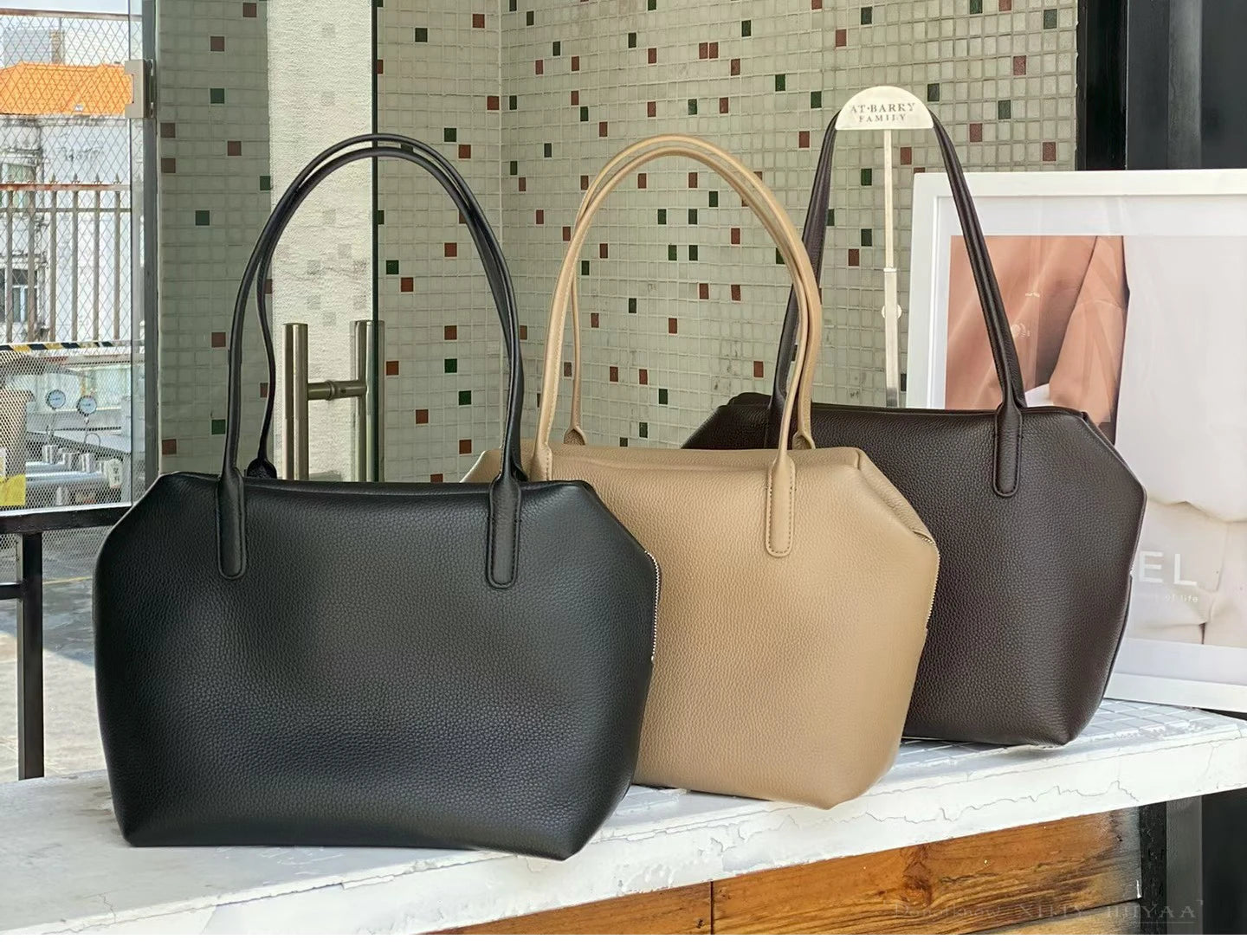 XHTY Genuine Leather Shoulder Bag Underarm Bag Women Soft Large Capacity Bowling Bag Simple Fashion Top Layer Cowhide New Model