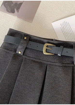 Autumn and Winter 2025 New High-waisted A-line Skirt College Style Sweet Versatile Woolen Pleated Skirt PlatiNum
