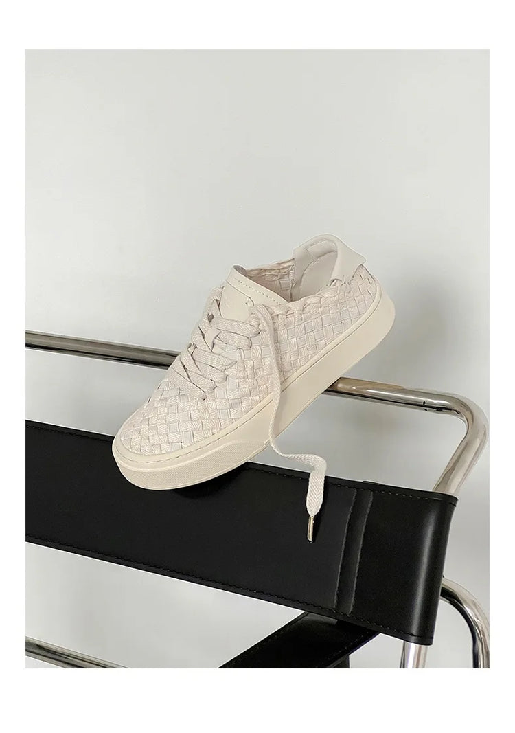 Men's sports shoes and casual shoes thick soled canvas men's shoes fashionable Owens breathable board shoes