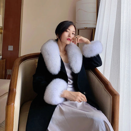 Luxury 2025 Real Fox Fur Collar And Cuffs Set for Women Winter Neck Warmer Fashion Scarf ShawlS Wrap Combo Large Size Furry Fur