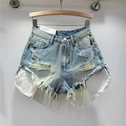 Pantaloncini di jeans con foro rosa delle nuove donne estive 2026 a vita alta che dimagriscono pantaloncini con bordo sfilacciato a trapezio per ragazza piccante