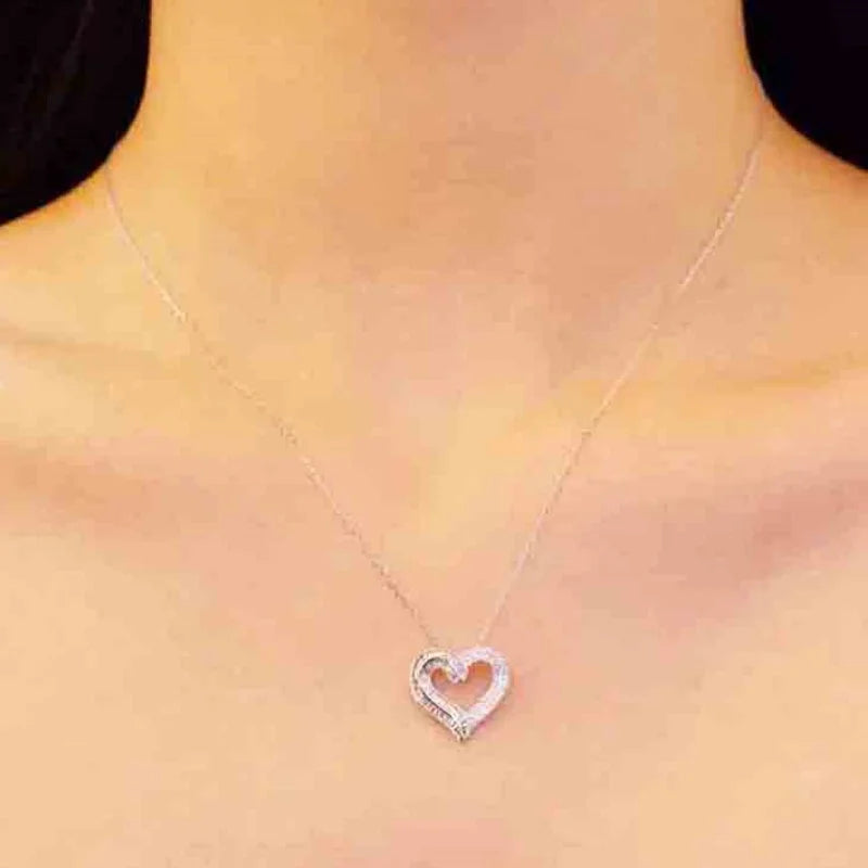 CAOSHI Collana con ciondolo in zirconi cubici a forma di cuore brillante Accessori per il collo dal design unico e squisito per le feste di banchetti da donna