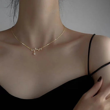 Silver Butterfly Necklace Women Crystal Zircon Pendant Necklace for Women Girl Crystal Chain Necklace Party Jewelry PlatiNum