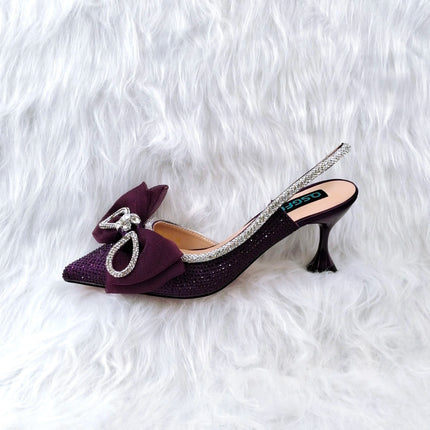 L'ultimo stile INS a punta con strass bocca poco profonda temperamento tacchi alti colore arcobaleno scarpe e borse da donna