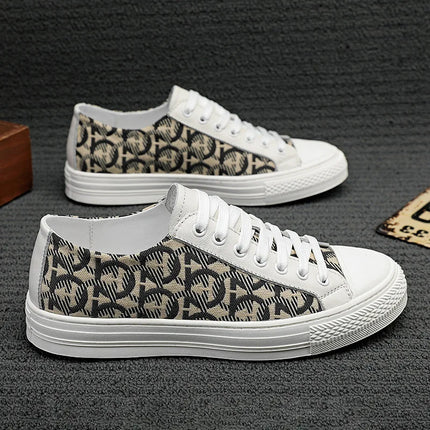 New Shoes for Men Genuine Leather Patchwork Casual Shoes Trend Flat Skateboard Shoes Youth Cool Lace-up Sneakers