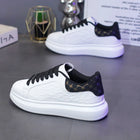 Spring Summer Men's Fashionable Lightweight Sport Shoes Thick Bottom Trendy White Sneakers Breathable Comfortable Running Shoes
