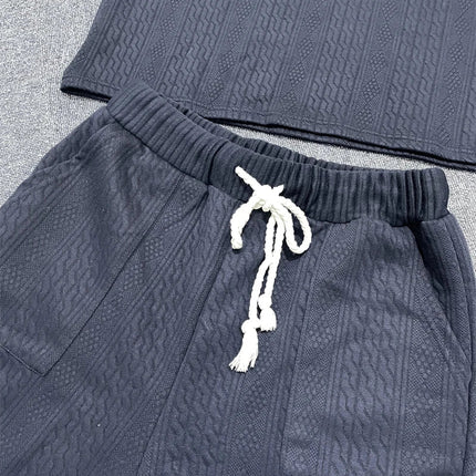2024 Pantaloncini casual primaverili ed estivi Set T-shirt e pantaloncini a maniche corte con scollo a V in due pezzi da uomo Street Wear Set lavorato a maglia platinumshop
