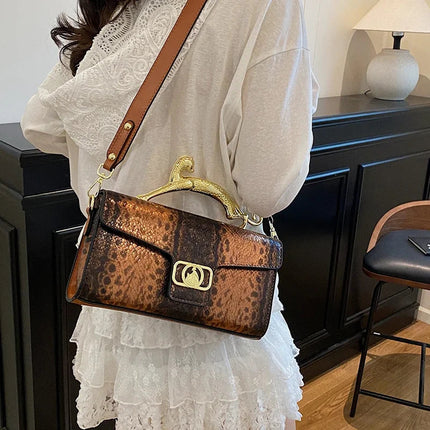 New Ladies Metal Buckle Simple Fashion Shoulder Bag Party Commuting Bag Women Luxury Brand Design PU Leather Bag PlatiNum