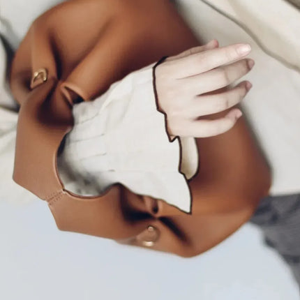 Borsa a Tracolla di Lusso da Donna Designer Autunno/Inverno 2025 – Con Motivo Lychee e Dettaglio a Nuvola sulle Spalle