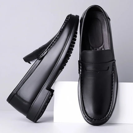 Mocassini in Pelle da Uomo Estate 2026, Scarpe Casual Slip-on Traspiranti, Comode per Camminare e per l'Ufficio