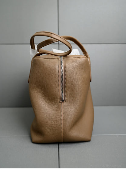 XHTY Genuine Leather Shoulder Bag Underarm Bag Women Soft Large Capacity Bowling Bag Simple Fashion Top Layer Cowhide New Model