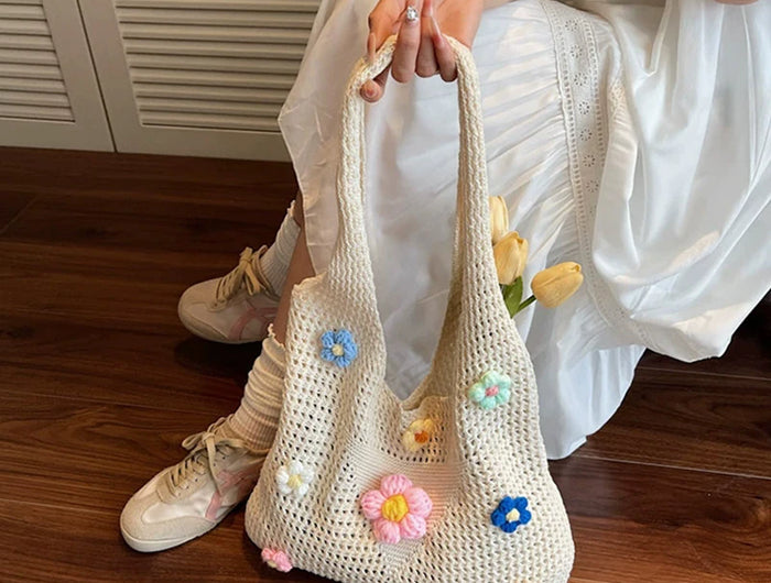 New Women's Versatile Braided Shoulder Bag, Simple and Casual for Holidays and the Beach, with Internal Compartments
