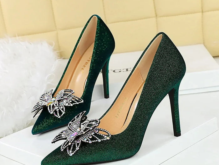 NUOVE Décolleté da donna con strass Tacchi alti a farfalla 10 CM Tacchi a spillo da donna in pelle scamosciata Scarpe da banchetto di lusso Scarpe da sposa di moda