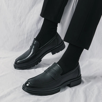Scarpe Casual con suola spessa di lusso primaverile mocassini Penny neri da uomo scarpe eleganti da ufficio marrone per Mentênis masculino