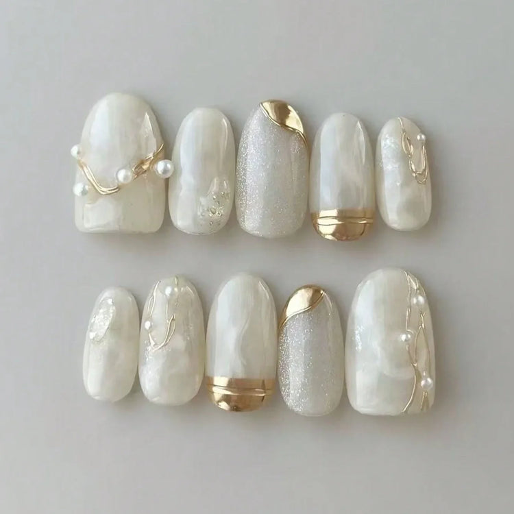 10Pcs Handmade Press on Nails Full Cover Rhinestone Design French Almond False Nails Artificial Wearable Manicure Nail Tips Art