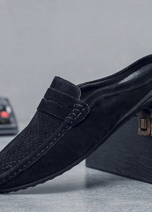 Muli da uomo scarpe Casual in pelle scamosciata leggera nuovi uomini pigro per il tempo libero mezze pantofole traspiranti Slip on scarpe da passeggio mocassino