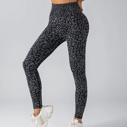 Women's Seamless Leopard Print Yoga Pants with Hip Lifting and High Waist Fitness Pants with High Elasticity PlatiNum