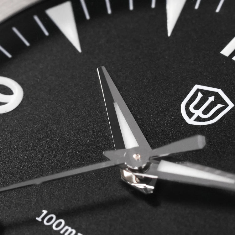 Watchdives WD0006 V2 Watch VH31 Sweep Second Quartz Movement Sapphire Luminous Stainless Steel Watches Waterproof 38mm Watch