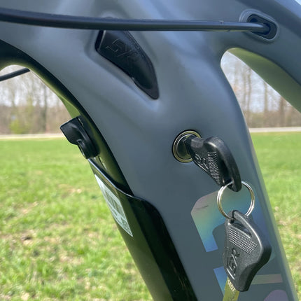 Bici elettrica da montagna CYSUM M520, bici elettrica fuoristrada per adulti da 29", bicicletta elettrica assistita a pedale, batteria 48 V 15 Ah, cassetta a 7 velocità