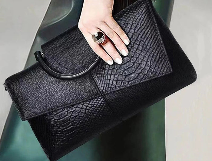 Female Shoulder Messenger Bags Casual Crossbody Bag Black PU Leather 2024Trend Women Stone Print Chain Envelope Clutch Purses PlatiNum