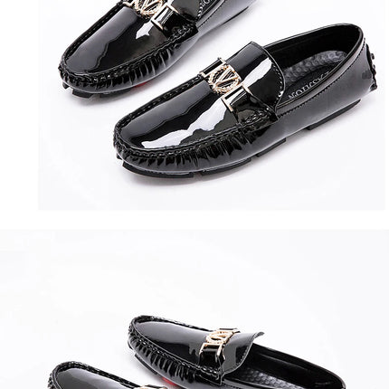 Scarpe a cuffia da uomo, scarpe slip-on primaverili ed estive, scarpe da uomo alla moda in pelle verniciata stile coreano, scarpe pigre basse, scarpe casual, fatte a mano