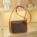 Borsa a tracolla da donna spaziosa e leggera in microfibra effetto pelle, perfetta per il weekend, lo shopping al supermercato e l'uso quotidiano.