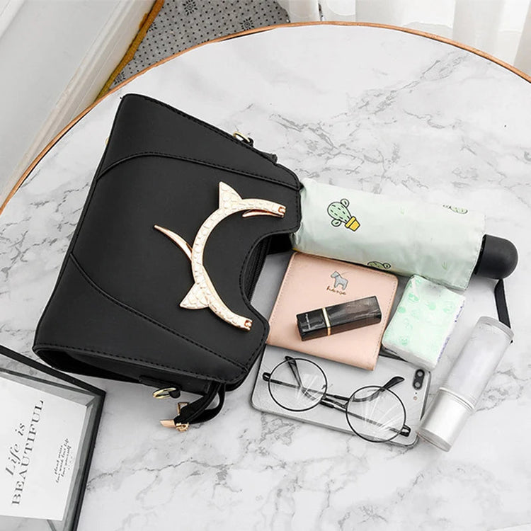 Cat Shaped Handle Women Handbag Trendy And Fashionable, Solid Color, Simple And Casual Crossbody Shoulder Shell Bag PlatiNum