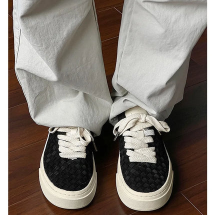 Men's sports shoes and casual shoes thick soled canvas men's shoes fashionable Owens breathable board shoes