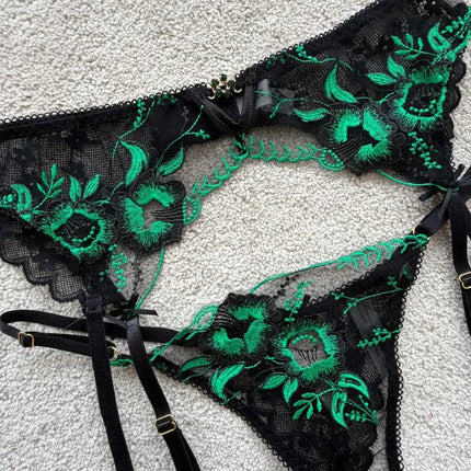 3Pcs Women Elegant Green Floral Embroidered Lace Lingerie Set Underwire Bra Garter Belt T‑back Panty Vintage Intimate Under wear
