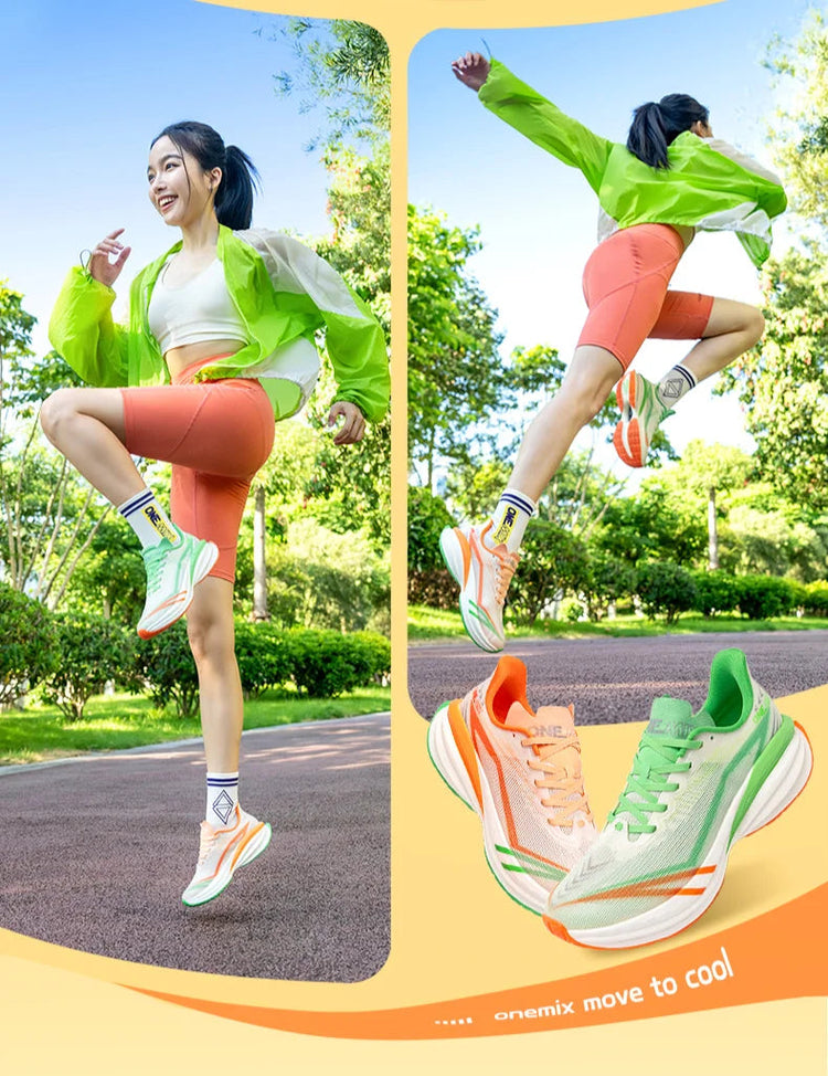 ONEMIX YUE SHUANG Scarpe da corsa estive da uomo Design leggero Asciugatura rapida Maratona Supporto per l'assorbimento degli urti Sneakers da uomo PlatiNum