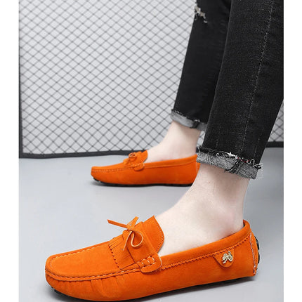 Scarpe di lusso da uomo Coppia mocassini in pelle scamosciata fatti a mano da donna Scarpe basse da guida Scarpe slip-on Mocassini comodi Scarpe casual da uomo
