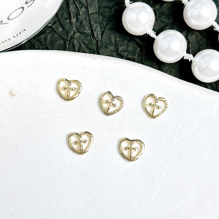30PCS Multiple Style Shiny Alloy Cross Nail Art Charms 3D Retro Creative Heart Cross Nail Decorations for DIY Y2K Nails Designs